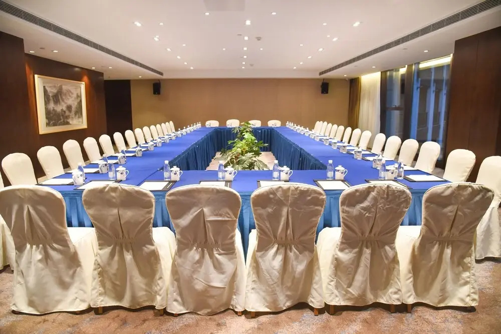 Kande Grand Land Hotel