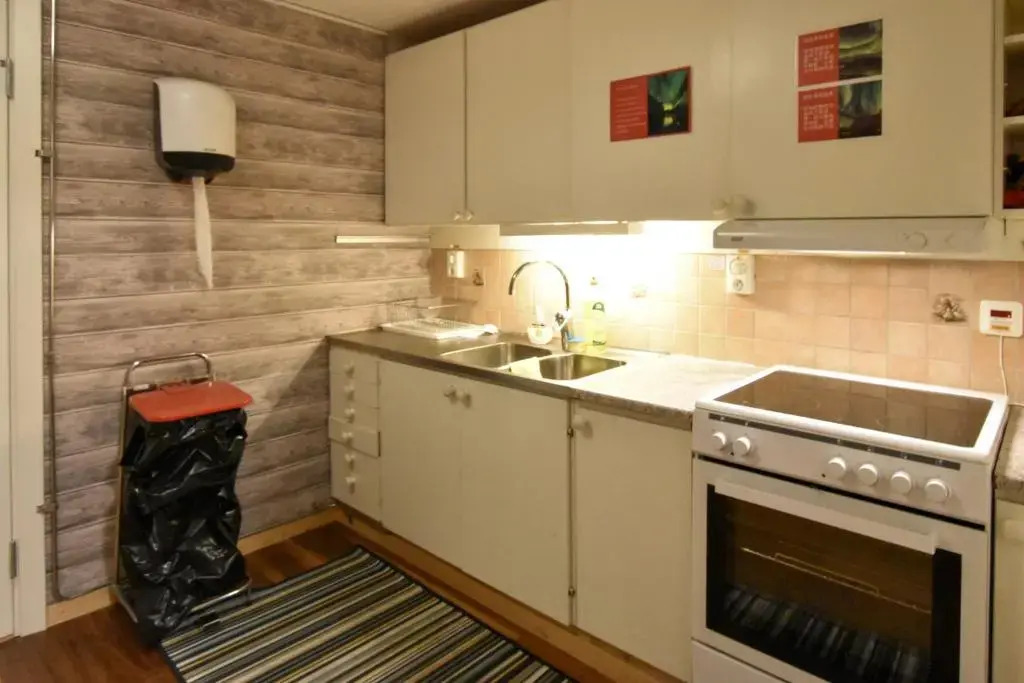 Abisko Guesthouse & Activities