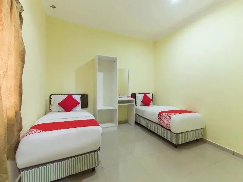 Oyo 1157 Pd Hotel