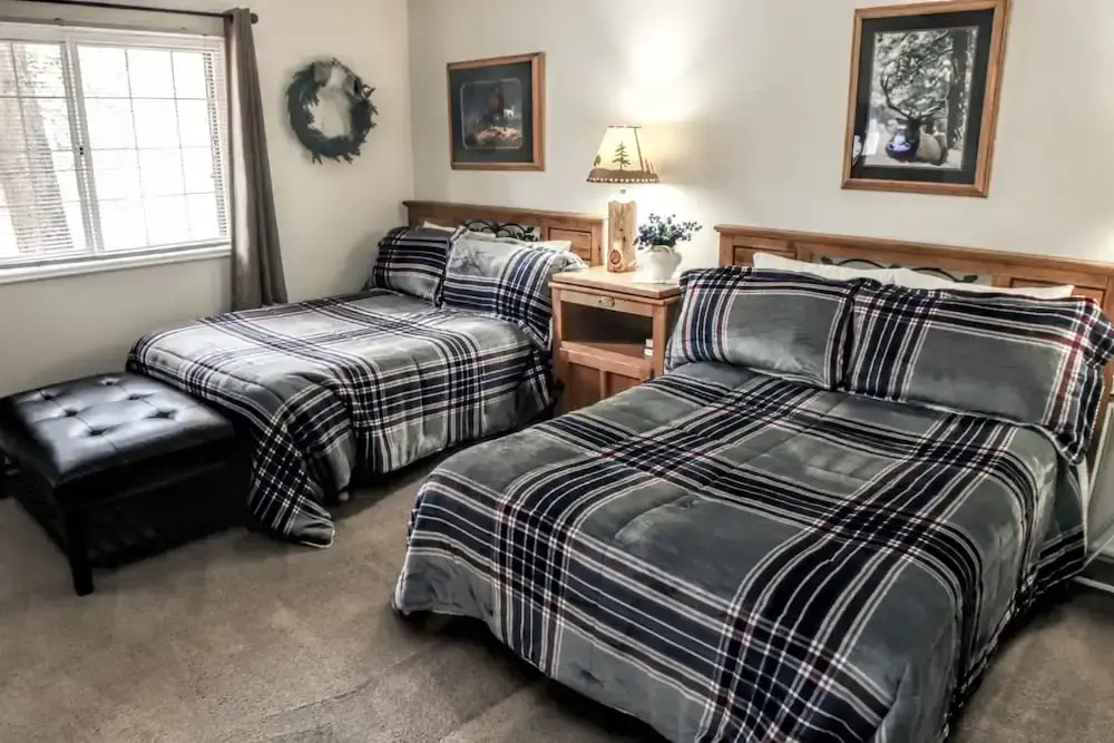 Fawn Valley Inn: 242 2 Bedroom Apts
