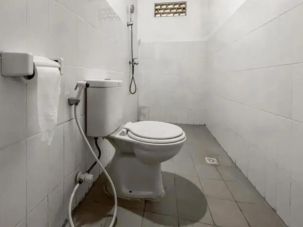 Aira Homestay Near Pantai Kuta Mandalika