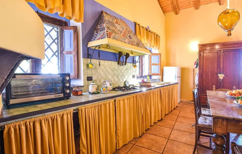 Beautiful Home in Mascali With Wifi and 1 Bedrooms