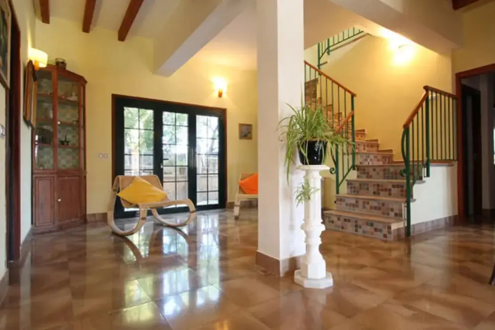 Villa - 8 Bedrooms with Pool and WiFi - 103182