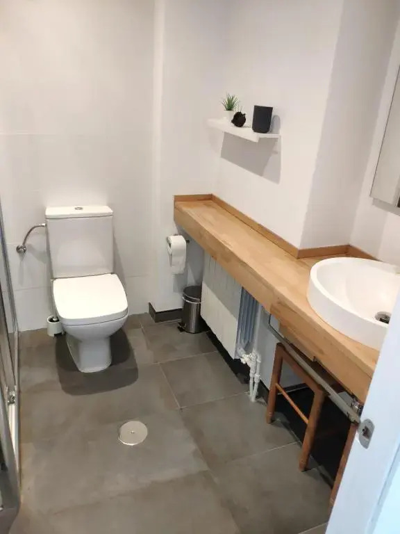 Apartamento LOS VEGA- parking privado