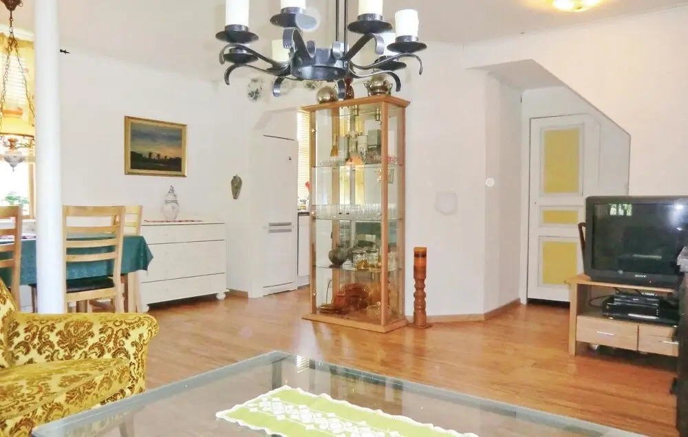 Amazing Apartment in Borgholm With 2 Bedrooms