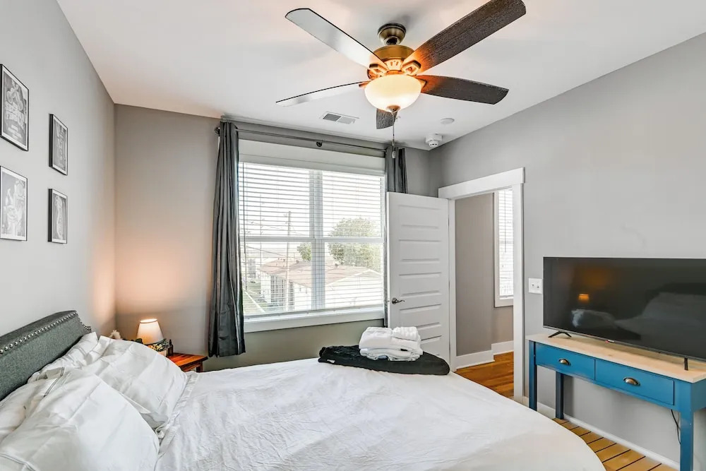 Modern Nashville Condo: Walk to Local Breweries!