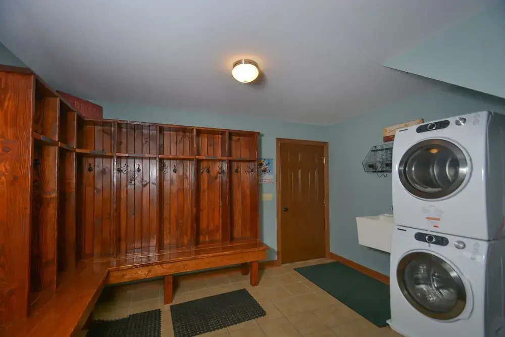 Mountainlair 5 Bedroom House