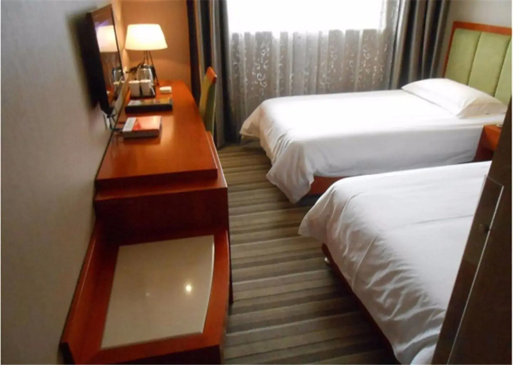 Wuyue Scenic Area hotel-Taian