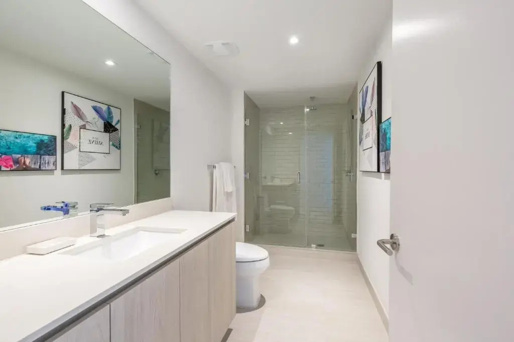 Spacious 3 Bedroom at Hyde Beach House 12th floor