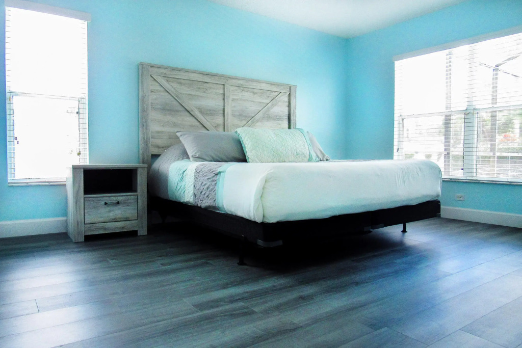 Peaceful 4 Bed Villa - own Salt Pool & Arcade Room, Kissimmee, US