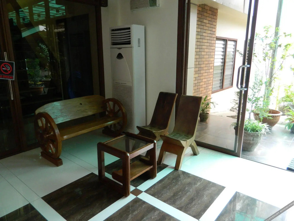 Qanaq Hotel