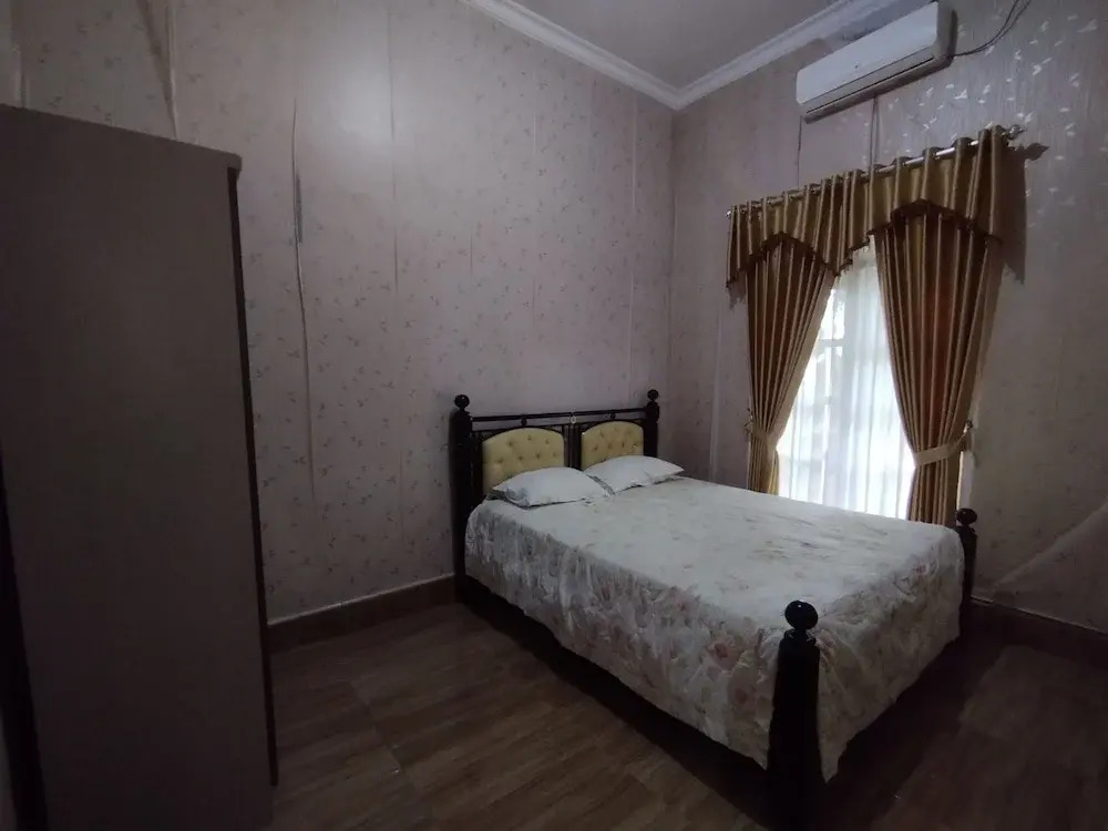 Hotel O Homestay Bonjeruk Near Restoran Pawon 21 Bonjeruk