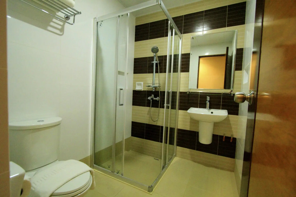 Coron Soleil Express Hotel