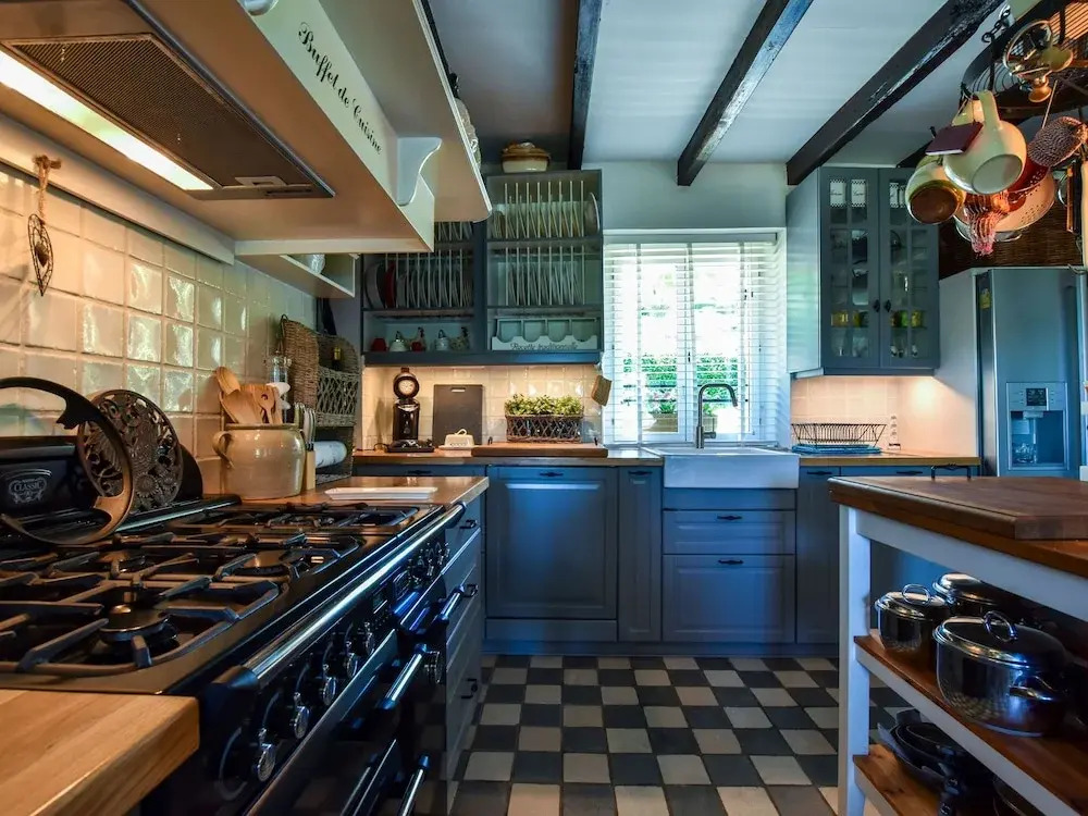 Cosy Town House on the Edge of a Bastide With Swimming Pool and Stunning Views