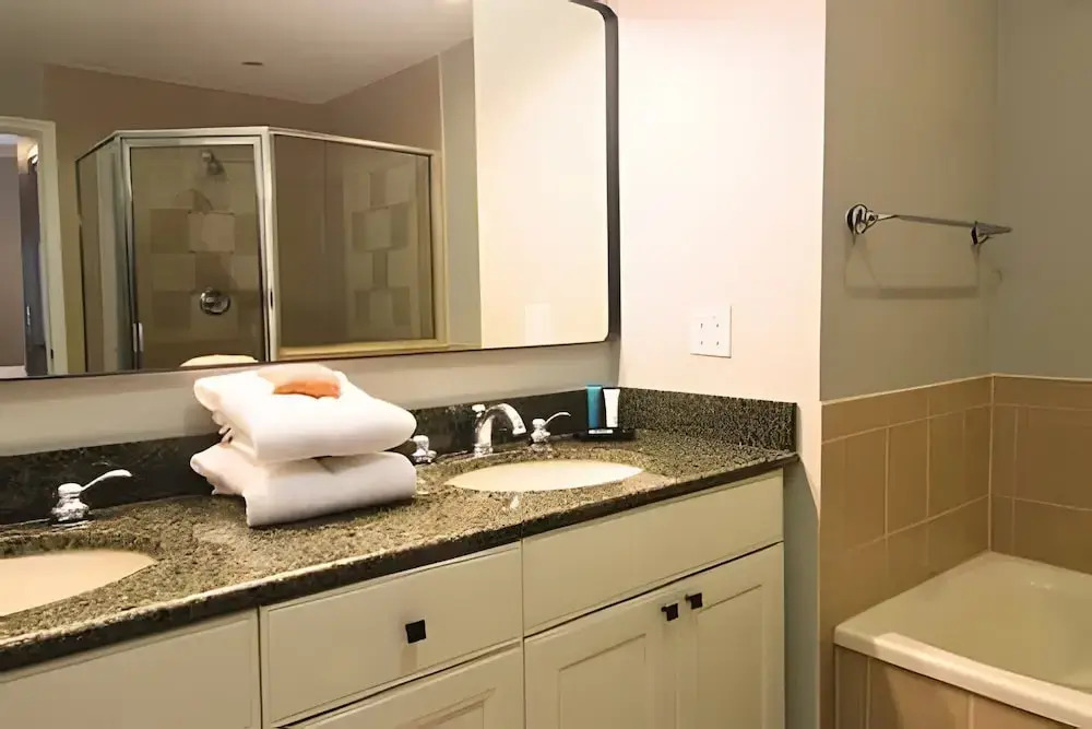 Modern 3BD Retreat 10 Guests Near Disney