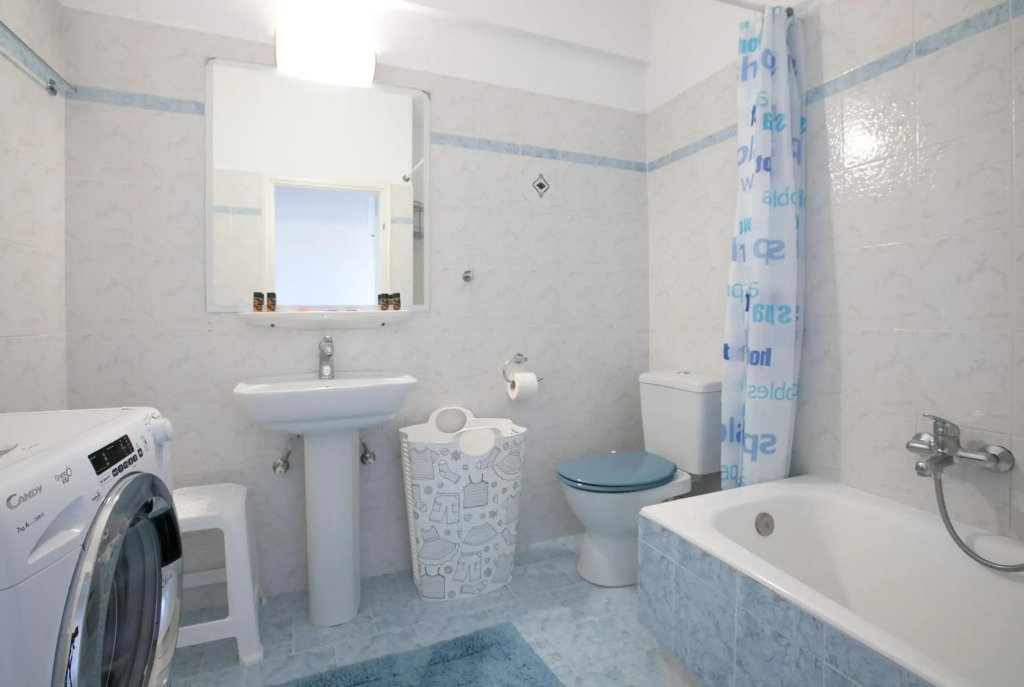 City apartment with private parking