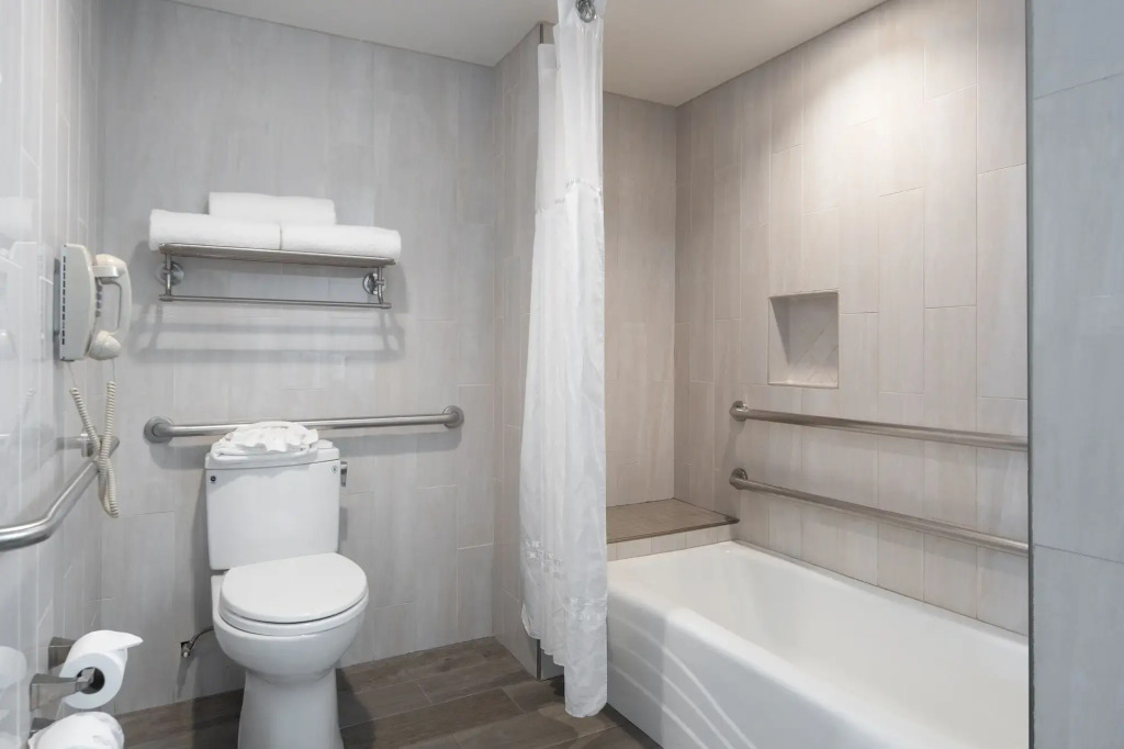 Atherton Park Inn and Suites