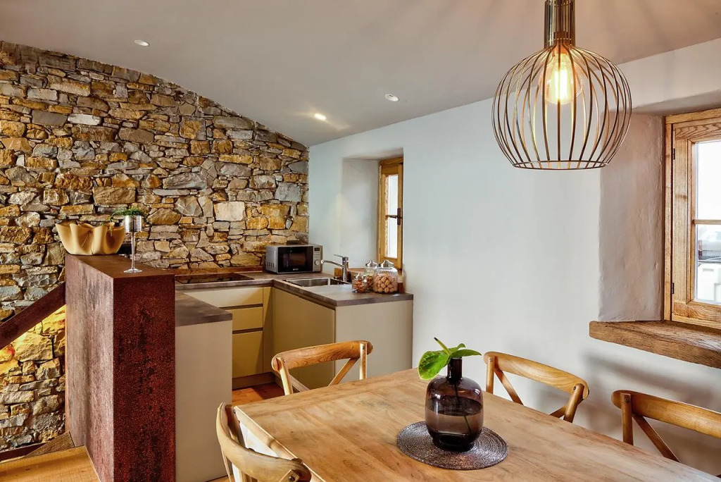 Aldilà Art Rooms, Apartment and Vacation House