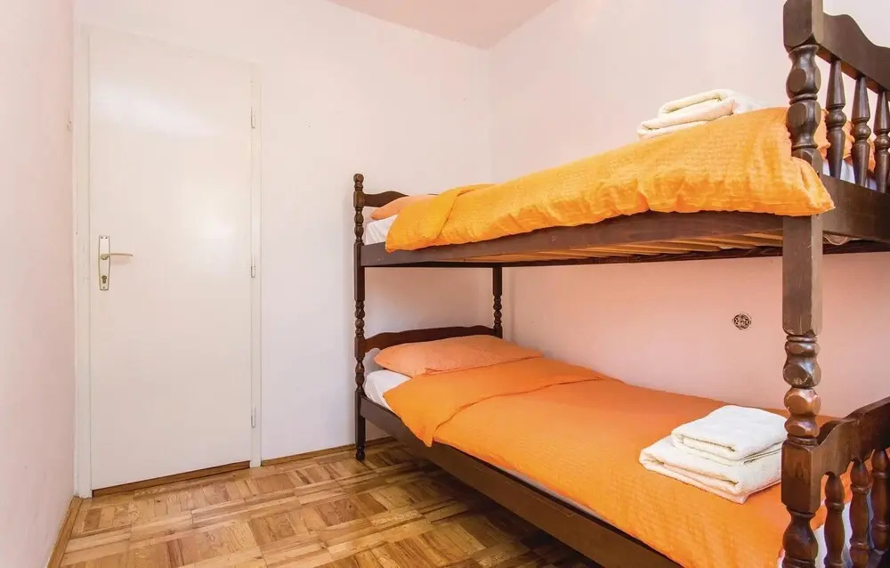 4 Bedroom Lovely Home In Malinska