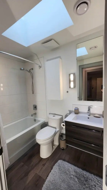 GLOBALSTAY. Paradise Marina Place
