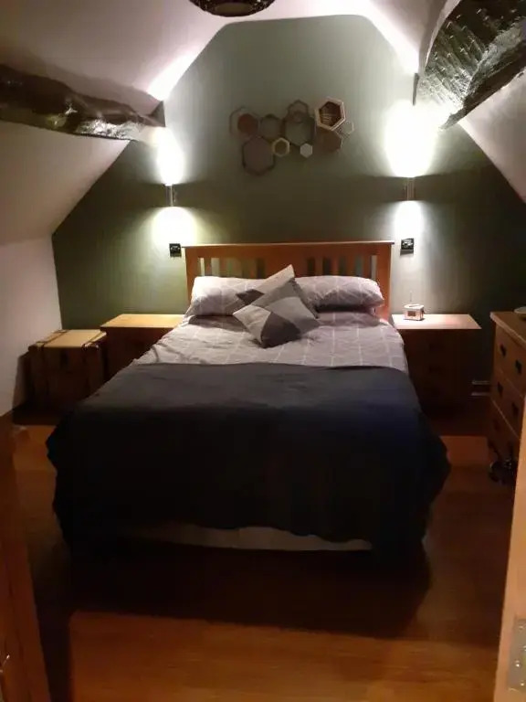 Riverside 2 bed apartment Bewdley Worcestershire