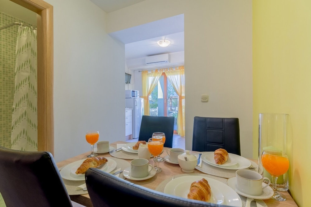 Apartments Bosko