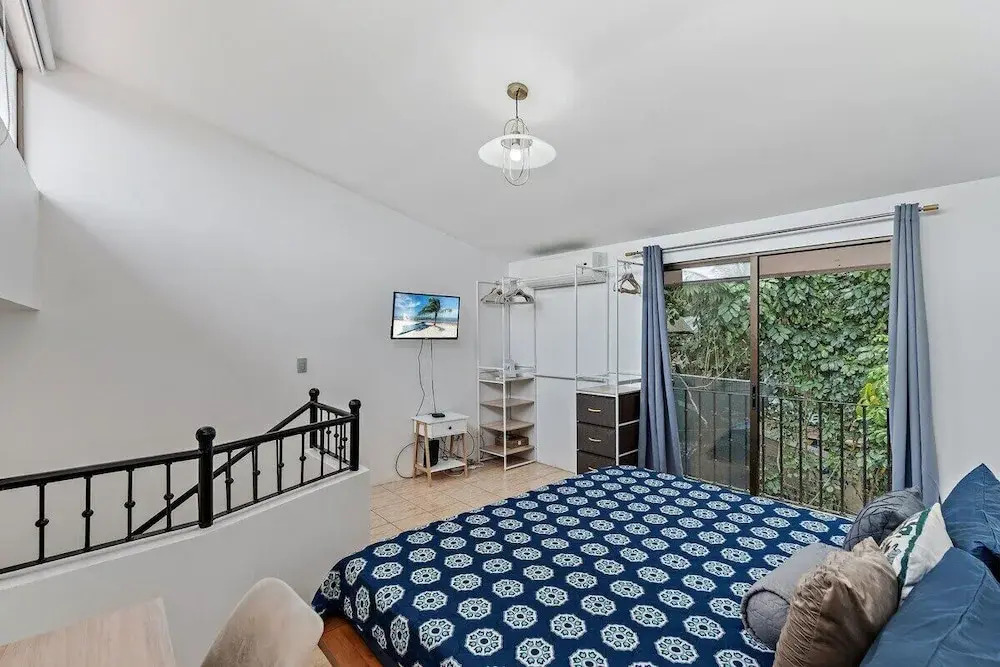 Bright and Spacious Loft-Style Apartment a Five-Minute Walk to the Beach