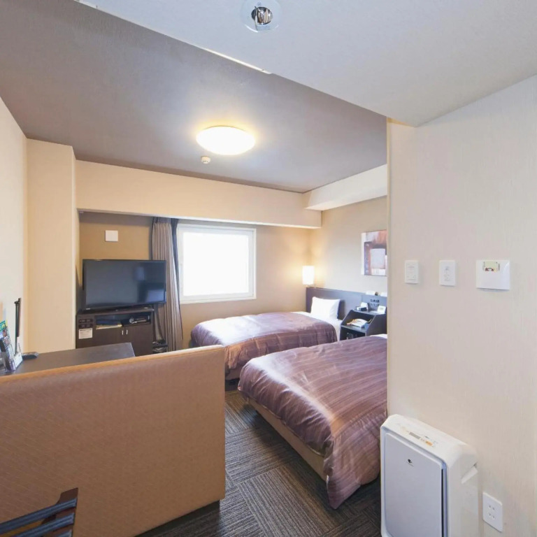 Hotel Route-Inn Saiki Ekimae