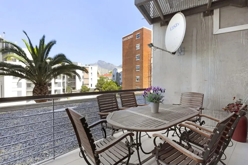 Portside 309 by HostAgents