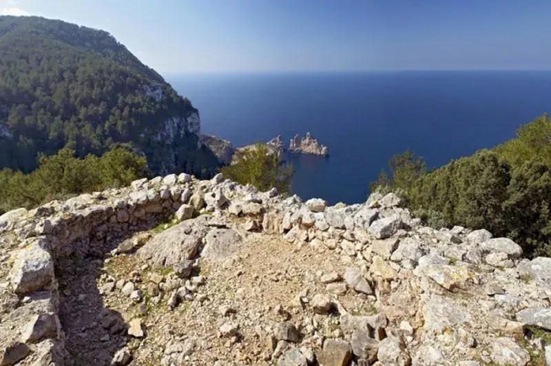 AMISTAT Island Hostel Ibiza - ALBERGUE JUVENIL