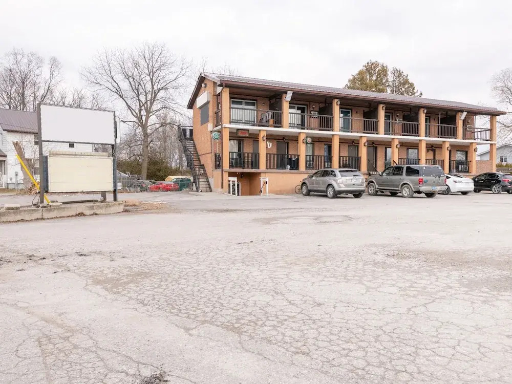 Hotel Beaverton ON - Lake Simcoe
