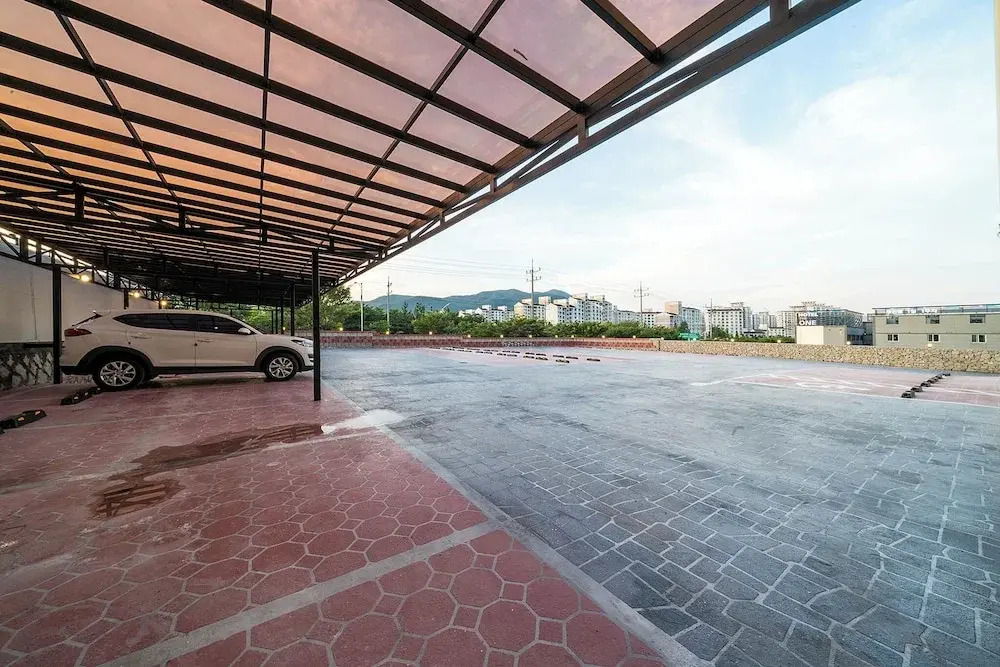 Busan H Avenue Jeonggwan Branch