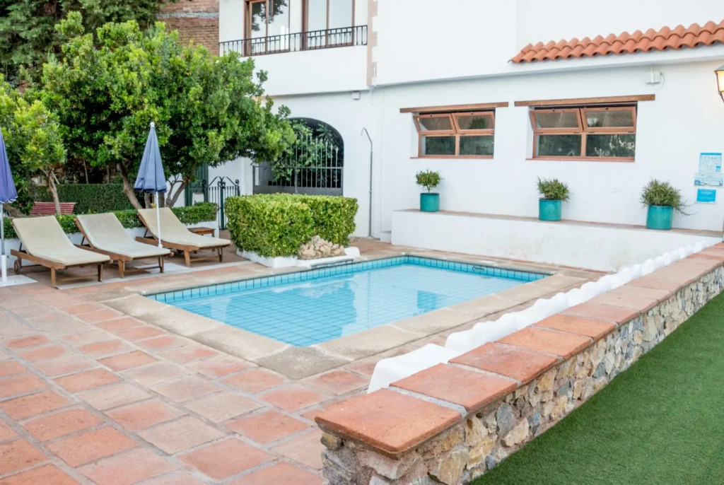 Hotel Alcadima