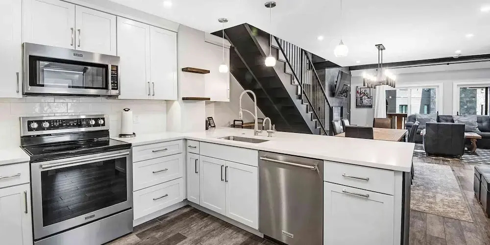Enzian 316 - 4 Bedroom Condo by RedAwning