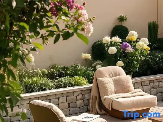 Yuexin Lodge | Italian Luxury & Elegance Art Space · Smart Designer Homestay (Lijiang Old Town)