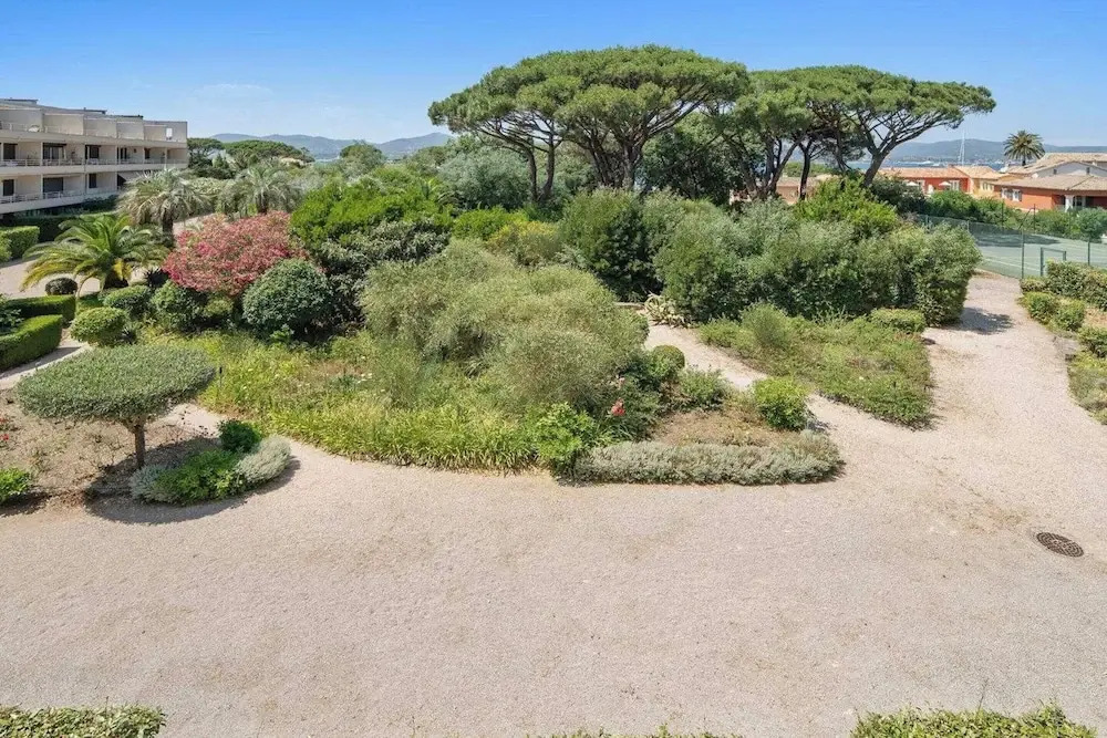 Apt 2br/4p-balcony Saint-tropez