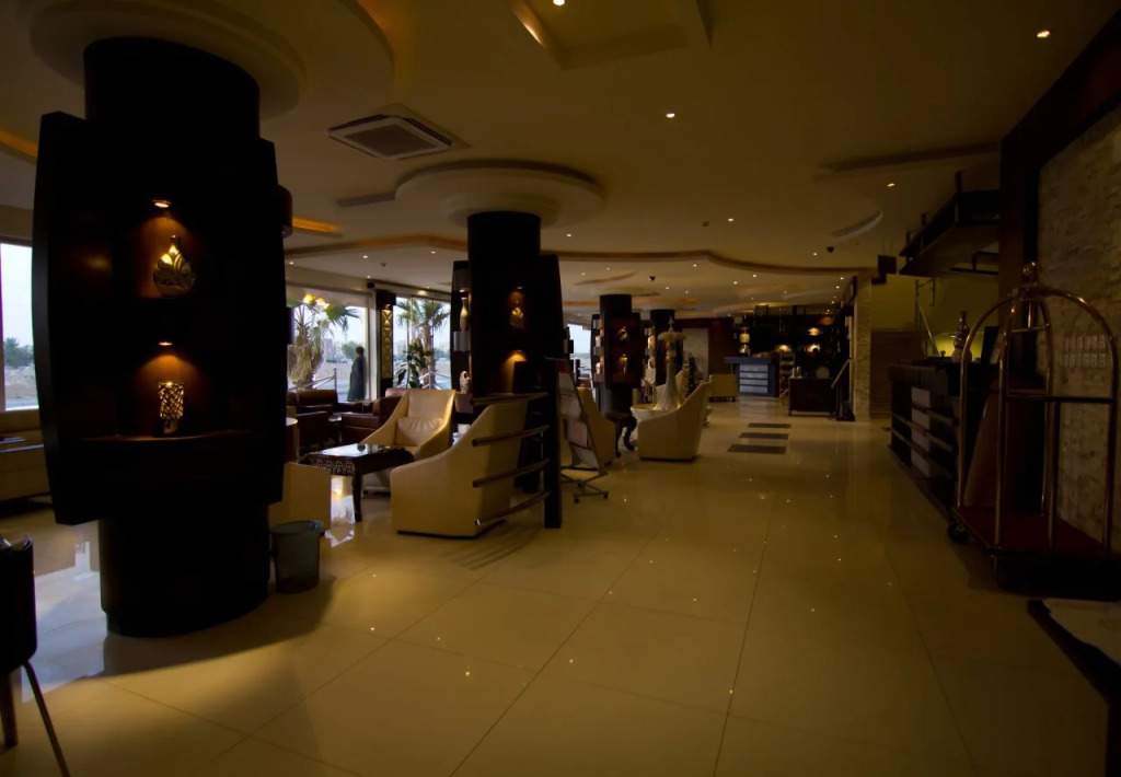 Rest Night Hotel Suites- AL Falah