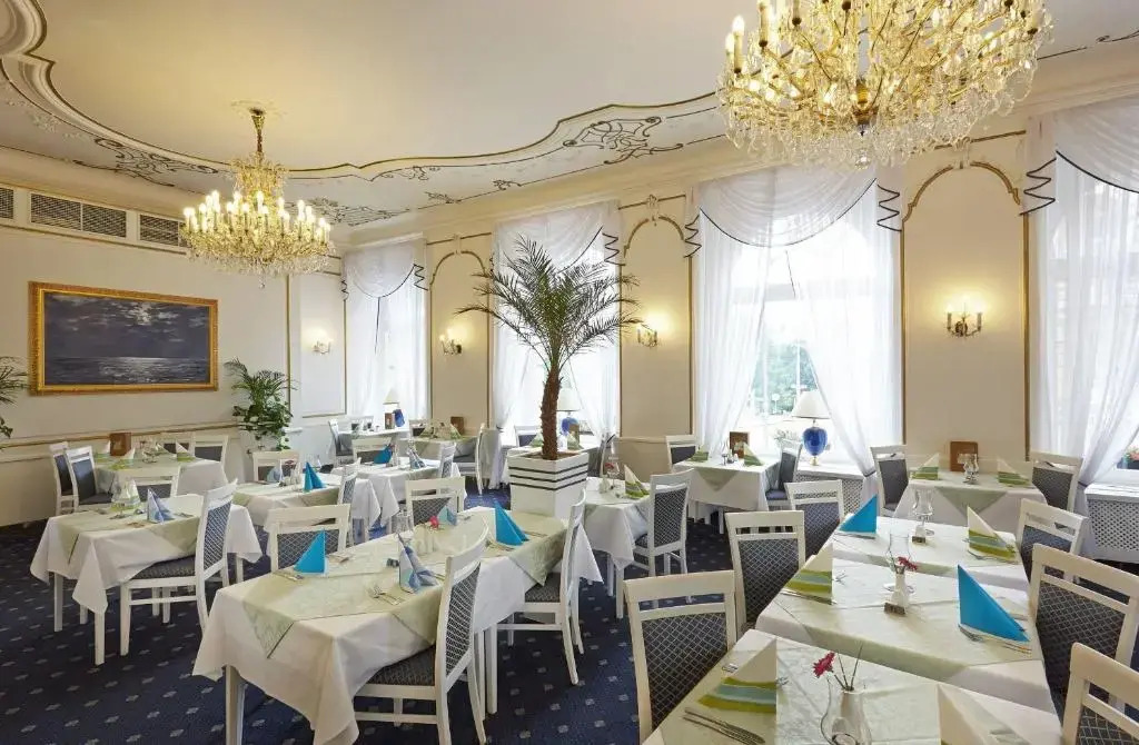 Ensana Hotel Pacifik