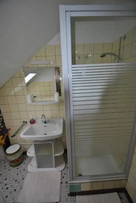 Haus Rehblick FeWo-OG-3
