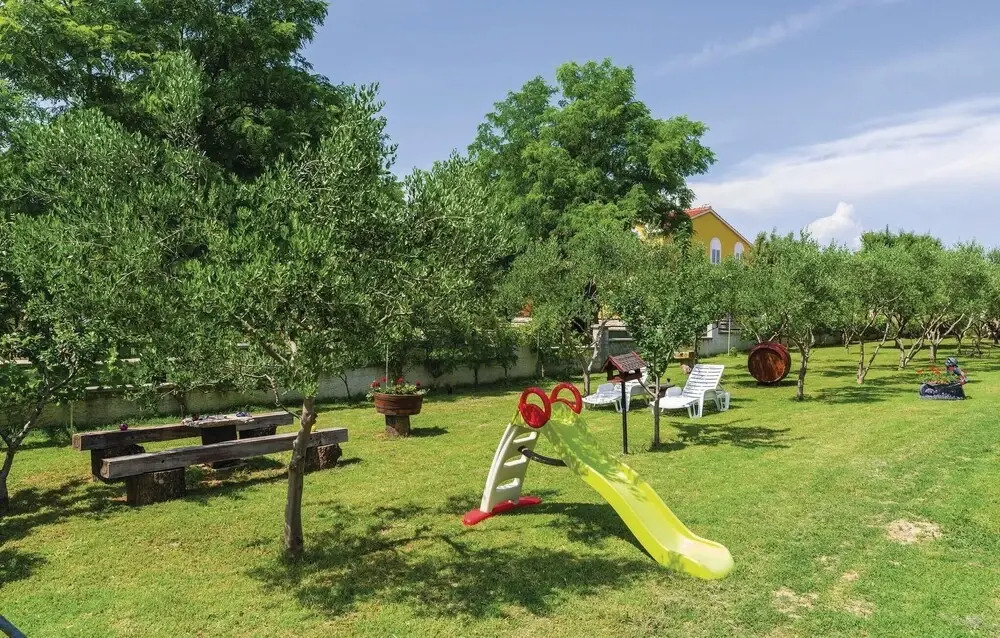 Holiday Home Privlaka Vi
