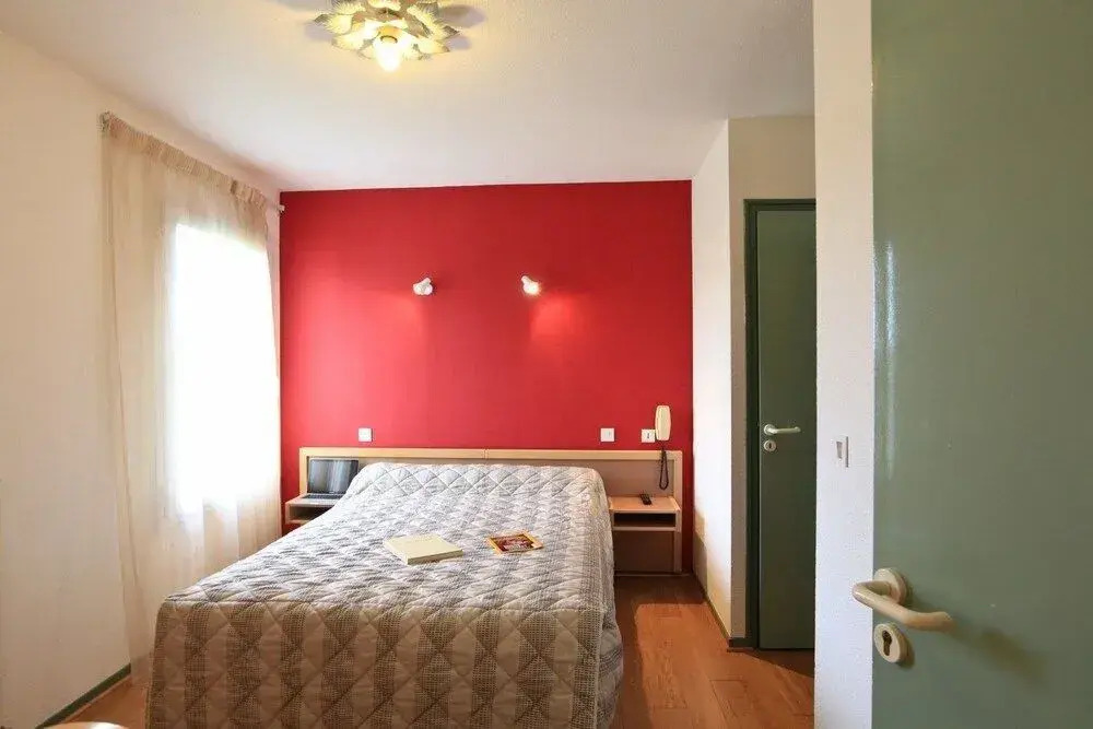 Logis Hotel Spa Rest. le Provence