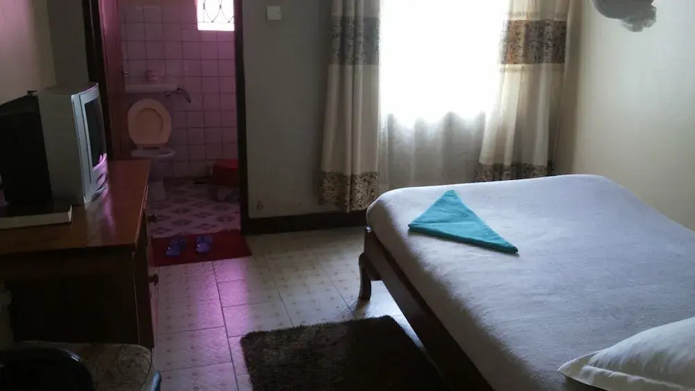 Enro Hotel