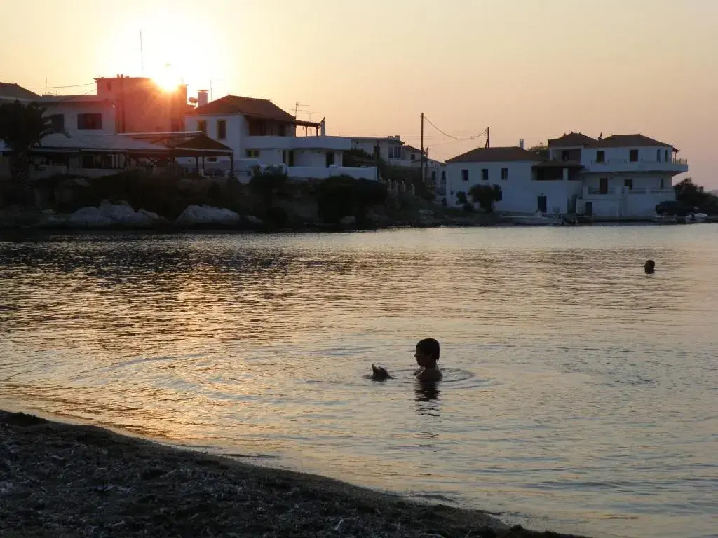 Sunset Holiday House