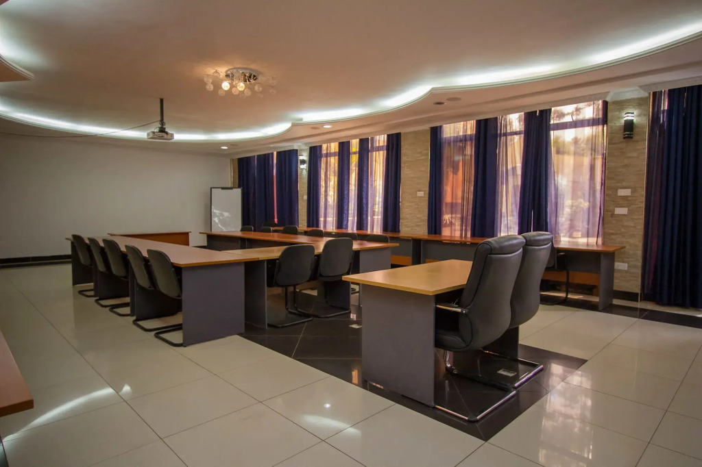 Emboita Hotel Limited