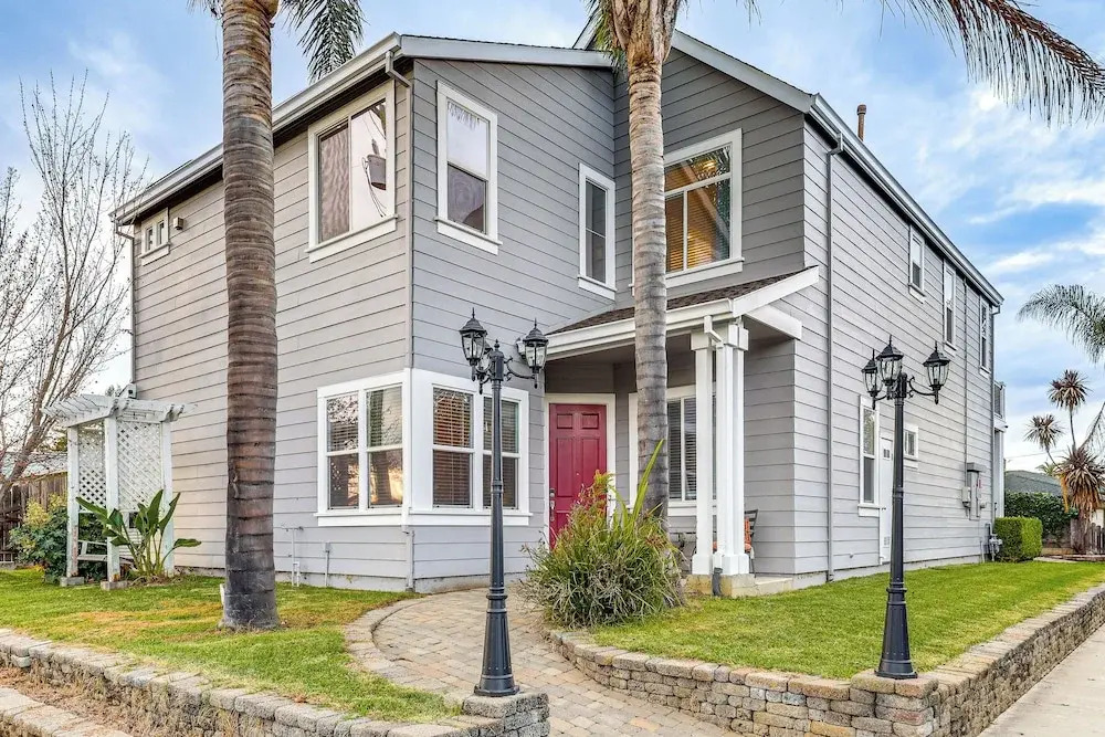 Napa Nearby! Large Home w/ Hot Tub & Dtwn Access