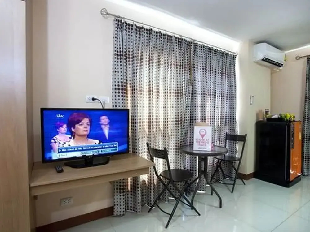 NIDA Rooms Metro Inthamara 169