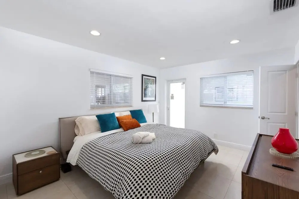 Welcome to Your Fort Lauderdale Retreat 2bed 2bath