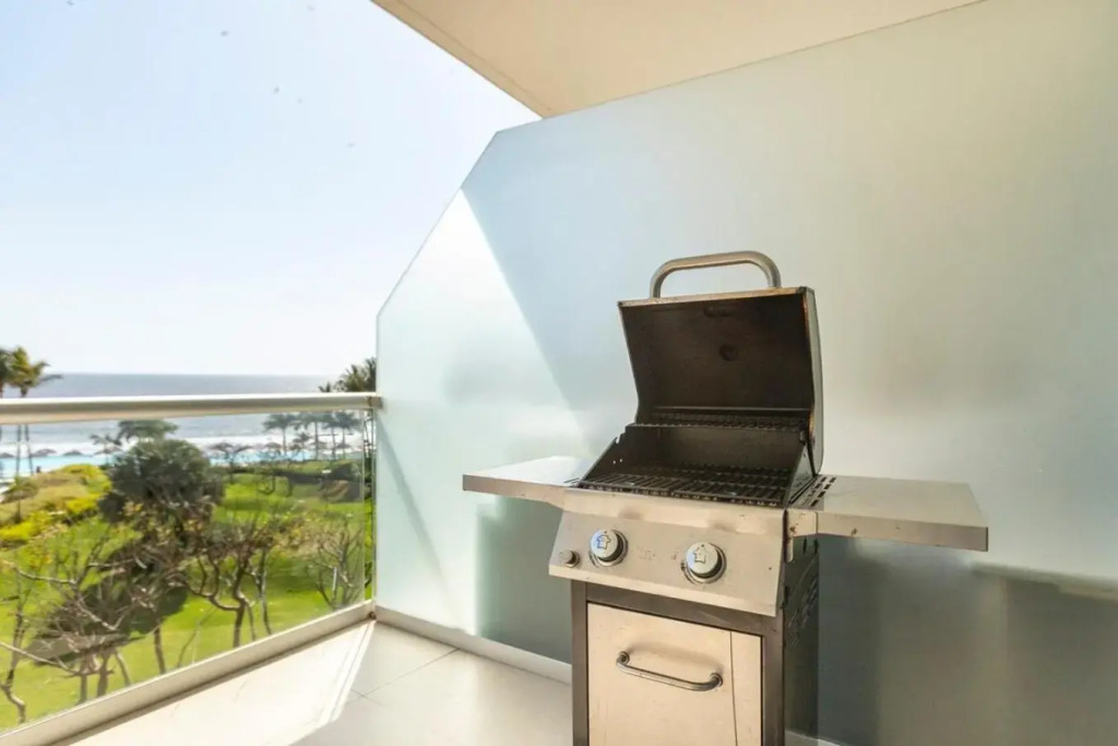 NV 4L Peninsula Beach Front and ocean view