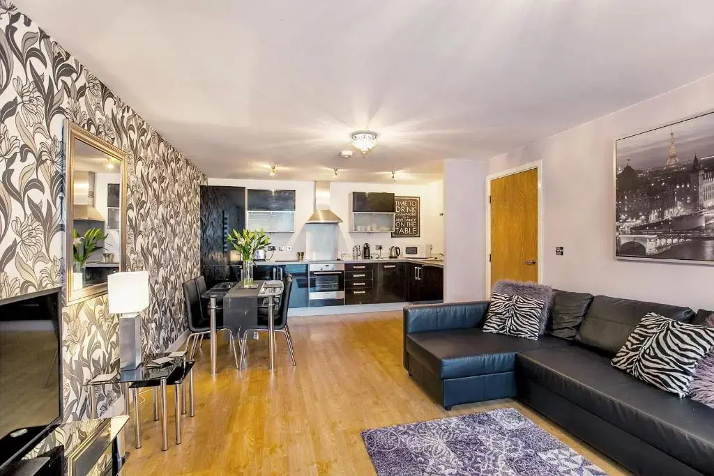 ShortstayMK Vizion apartments by Cotels, with free superfast wi-fi, parking