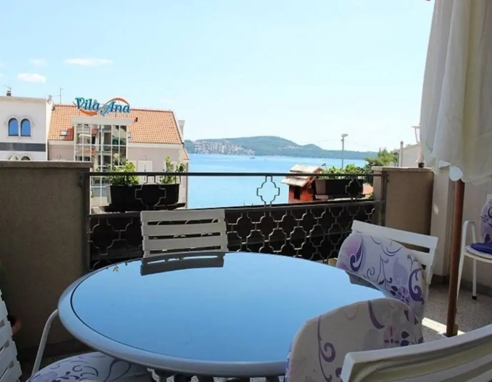 Milka - 100m From the sea - A2